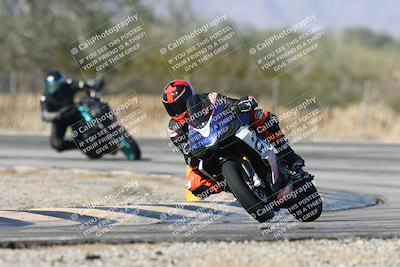 media/Dec-01-2025-Moto Forza (Mon) [[2daa91e15f]]/2-Intermediate Group/Session 3 (Turn 3)/